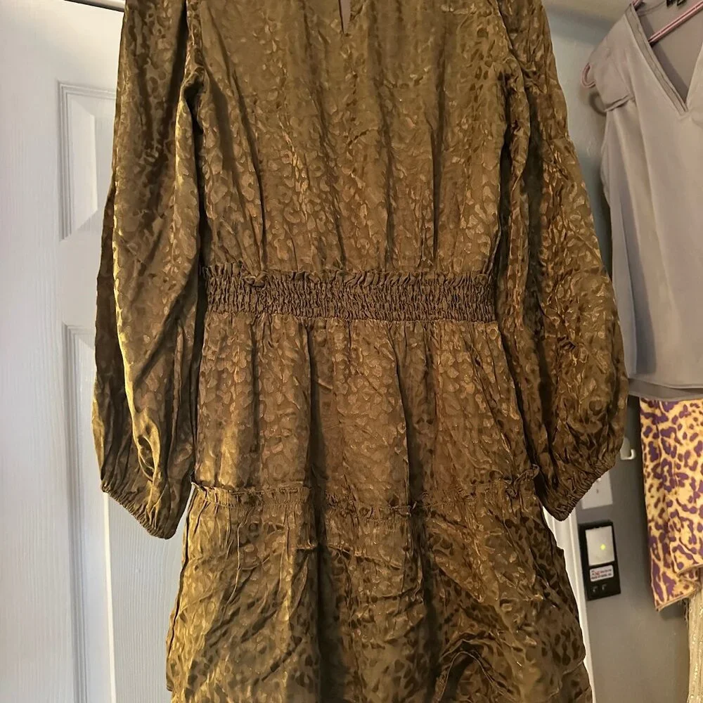 Joy Joy Olive Jacquard Leopard Smocked Waist Mini Dress Size Small NWOT - Picture 3 of 9